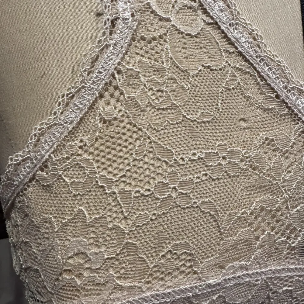 Miss Ferriday Stretch Lace Halter Cami M - Picture 3 of 6